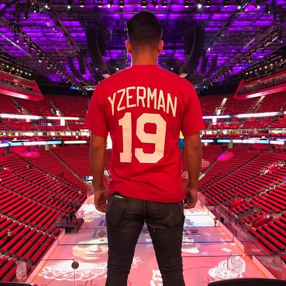 Meet your Posher, Tyler - Picture 1 of 1